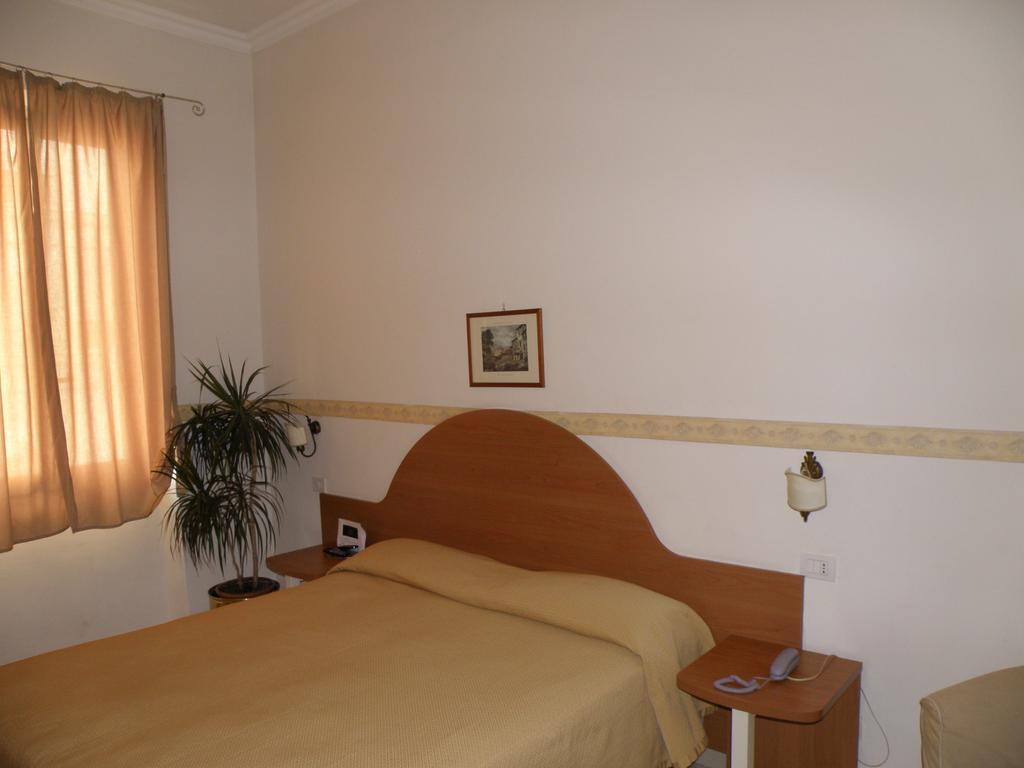 Hotel Primus Roma ห้อง รูปภาพ